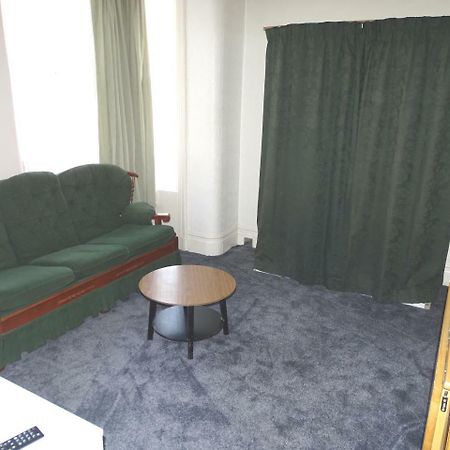 Beeton Villas Holiday Apartments Blackpool Exteriör bild