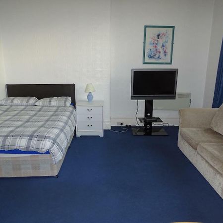 Beeton Villas Holiday Apartments Blackpool Exteriör bild