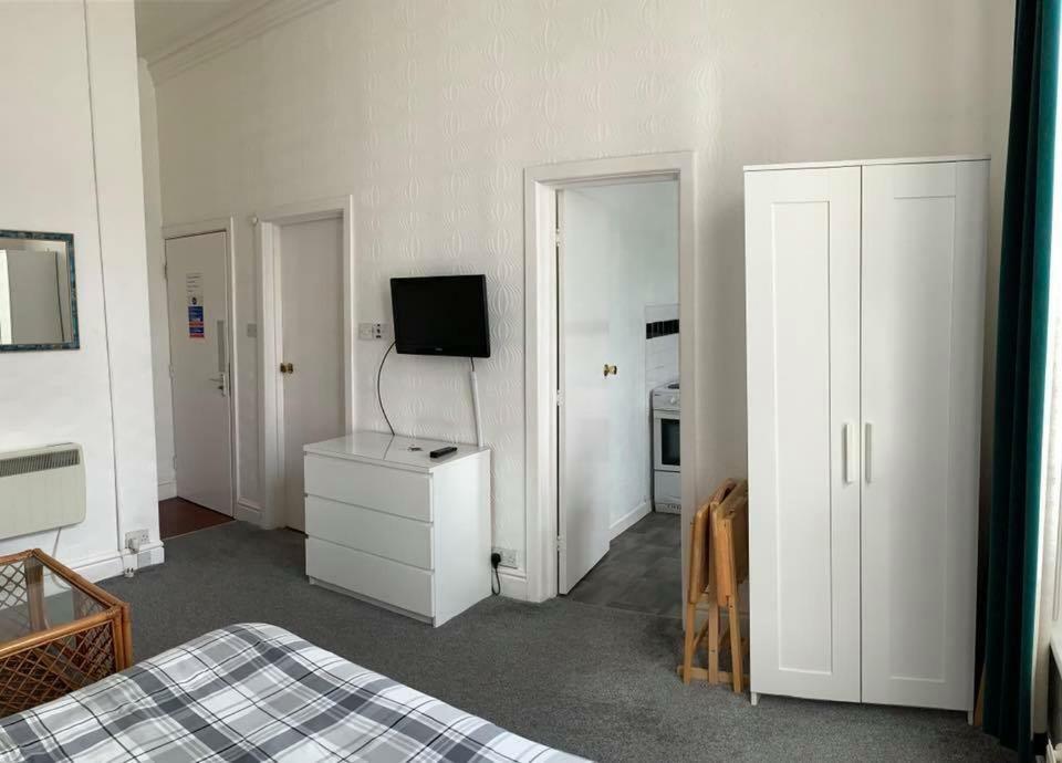 Beeton Villas Holiday Apartments Blackpool Exteriör bild