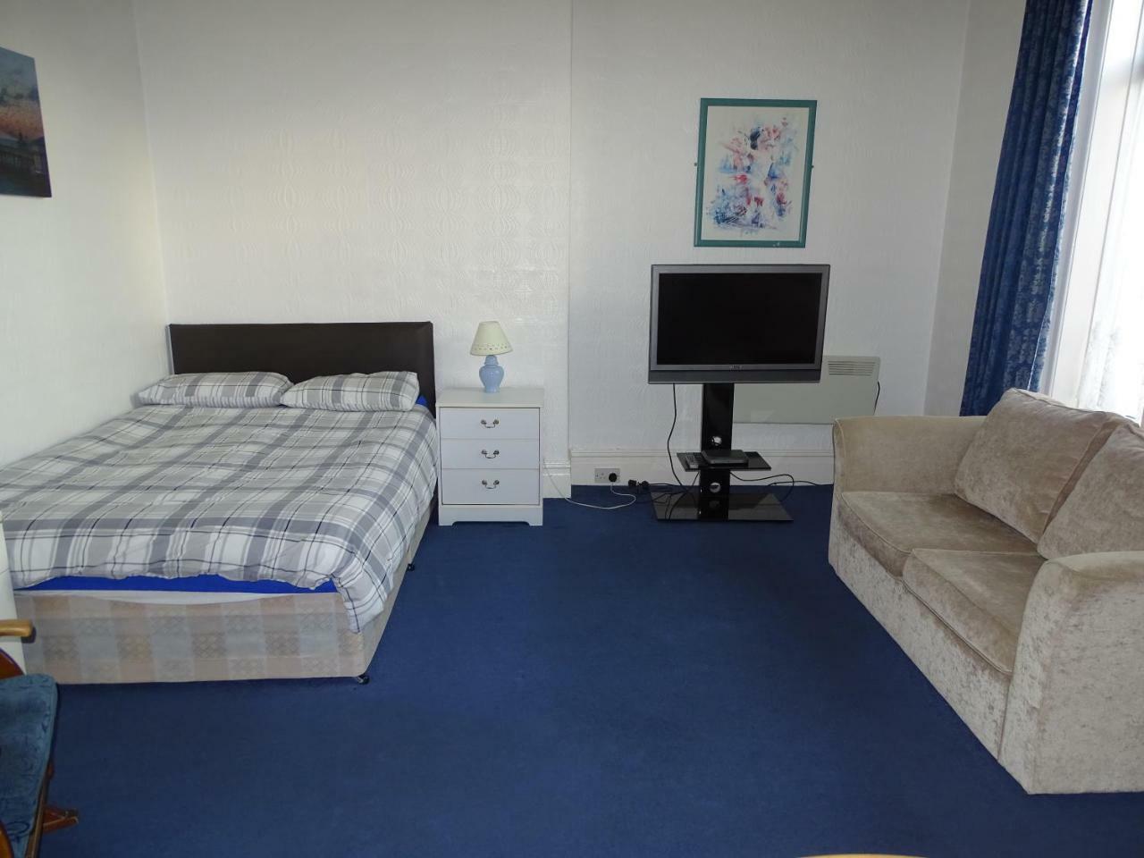 Beeton Villas Holiday Apartments Blackpool Exteriör bild