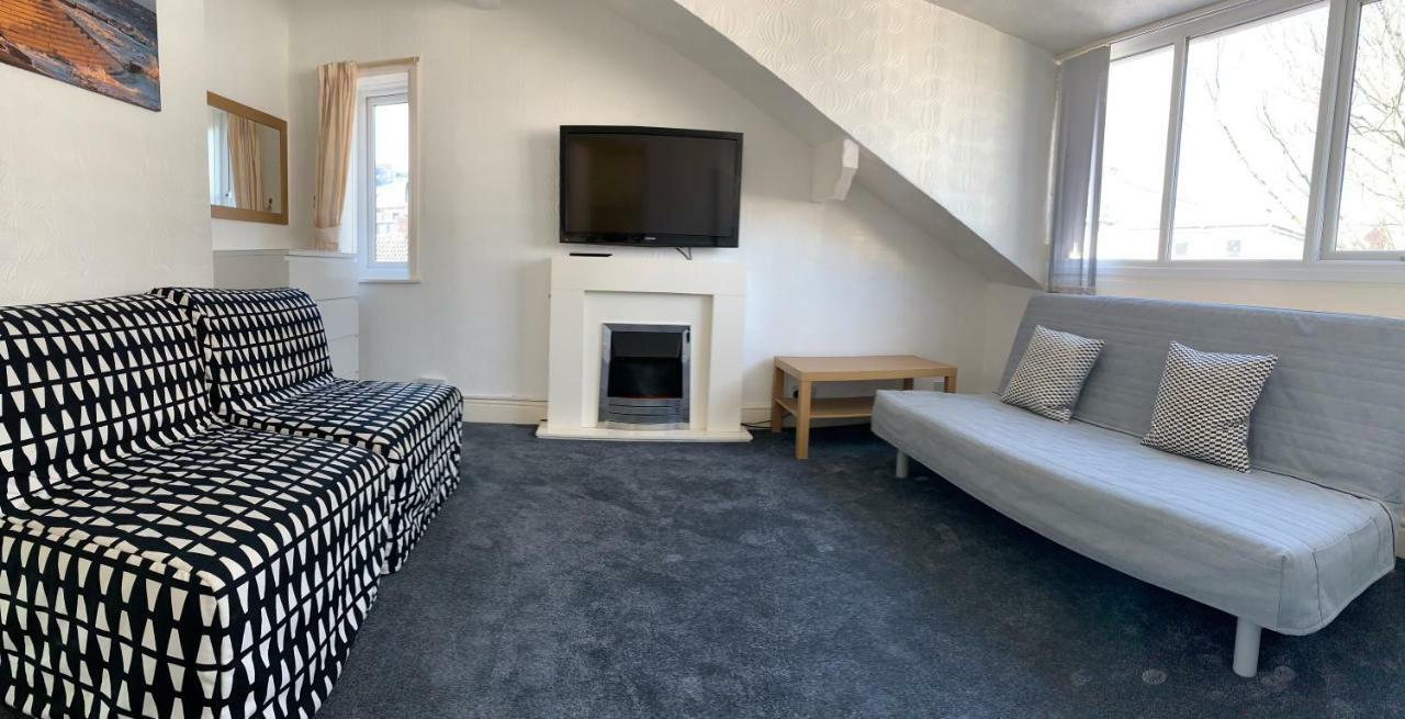 Beeton Villas Holiday Apartments Blackpool Exteriör bild