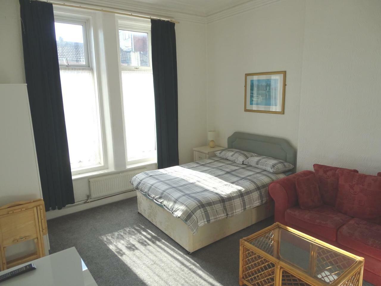 Beeton Villas Holiday Apartments Blackpool Exteriör bild