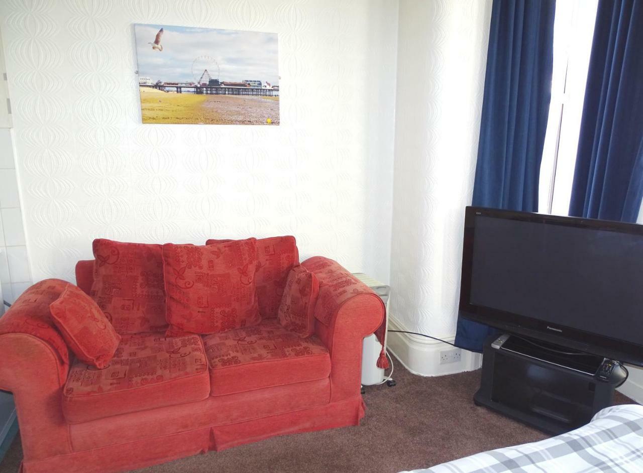 Beeton Villas Holiday Apartments Blackpool Exteriör bild