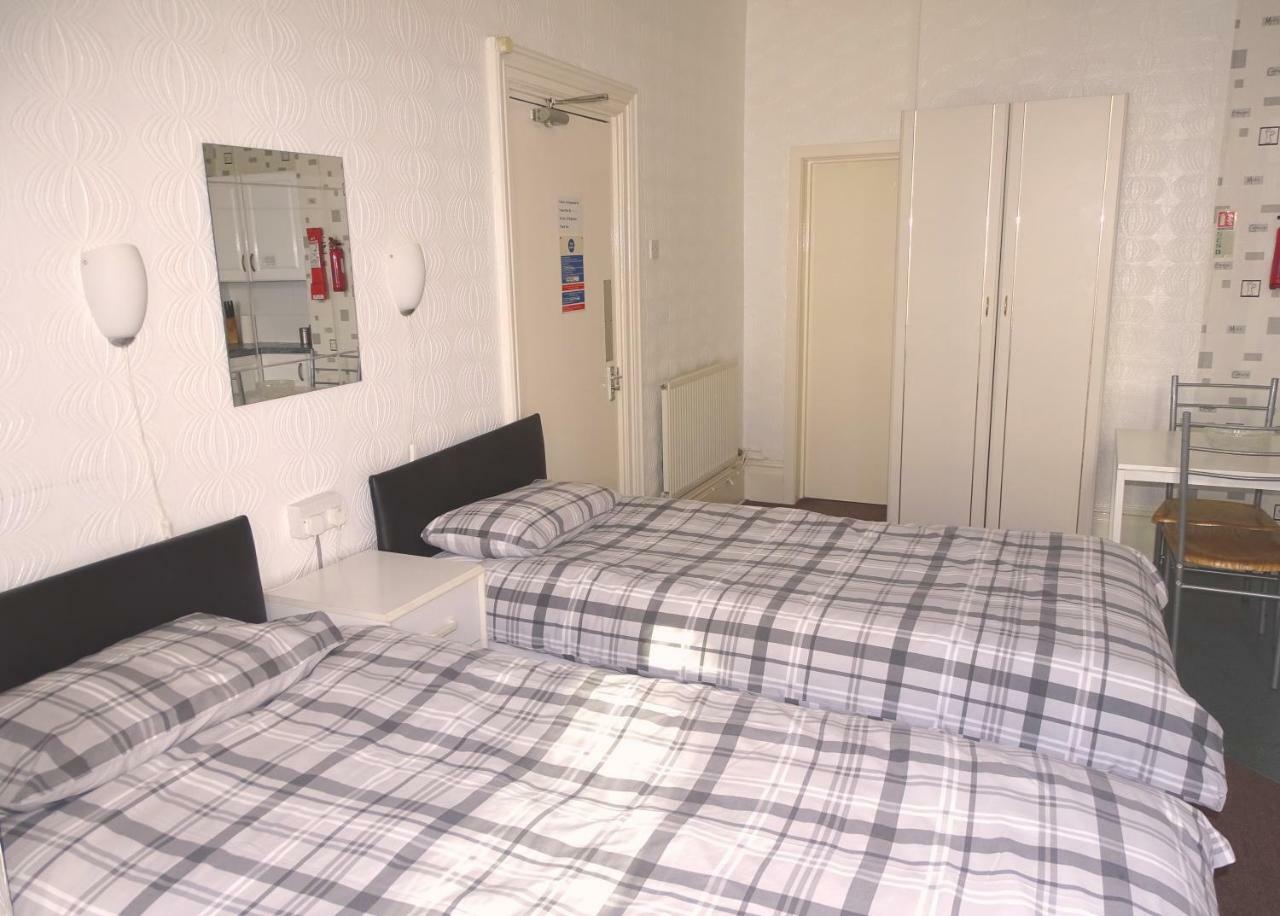 Beeton Villas Holiday Apartments Blackpool Exteriör bild