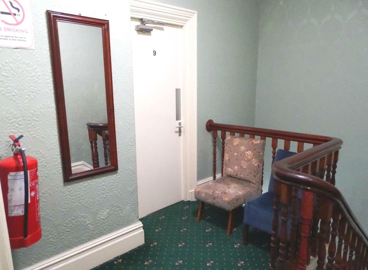 Beeton Villas Holiday Apartments Blackpool Exteriör bild