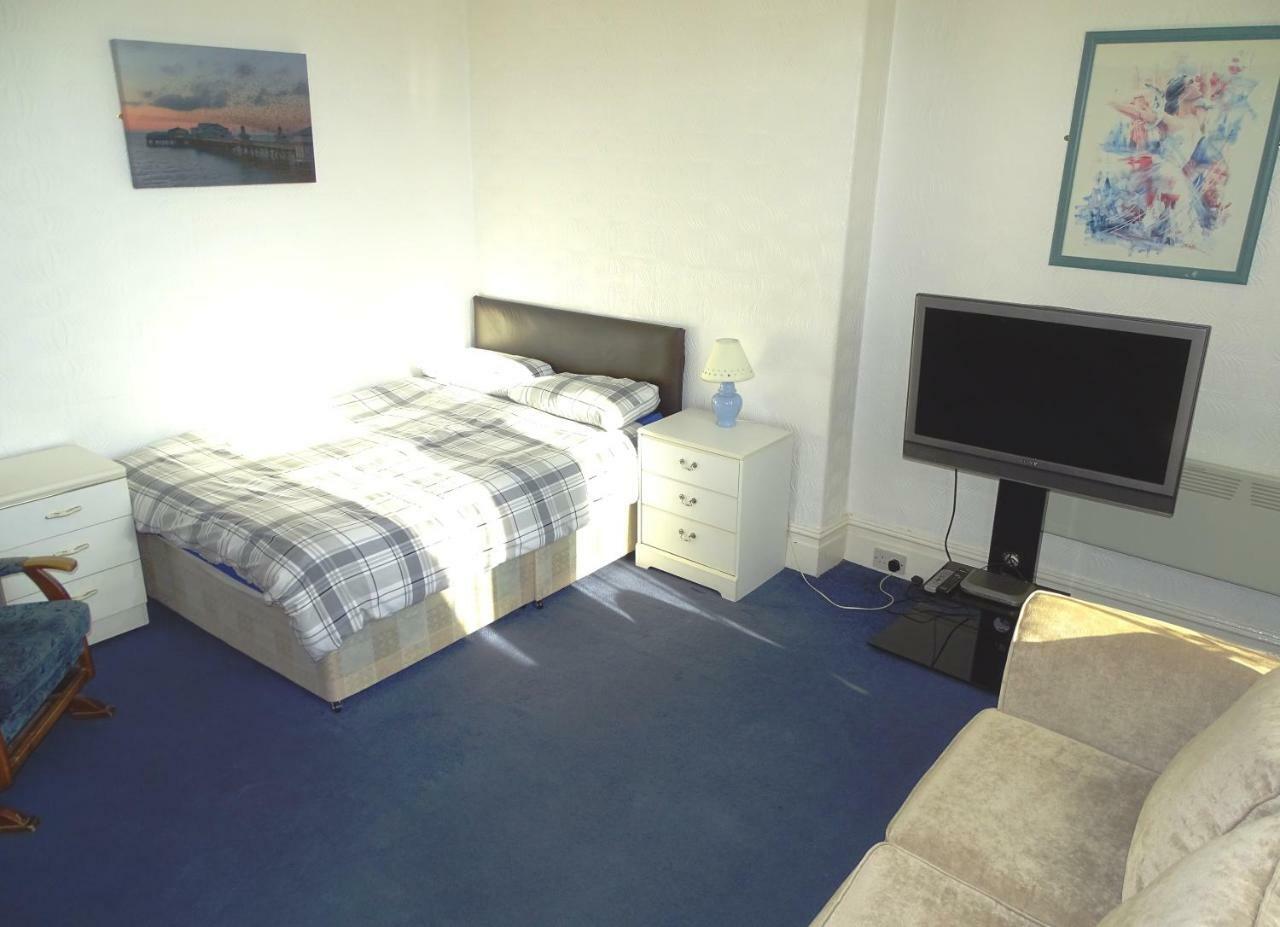 Beeton Villas Holiday Apartments Blackpool Exteriör bild