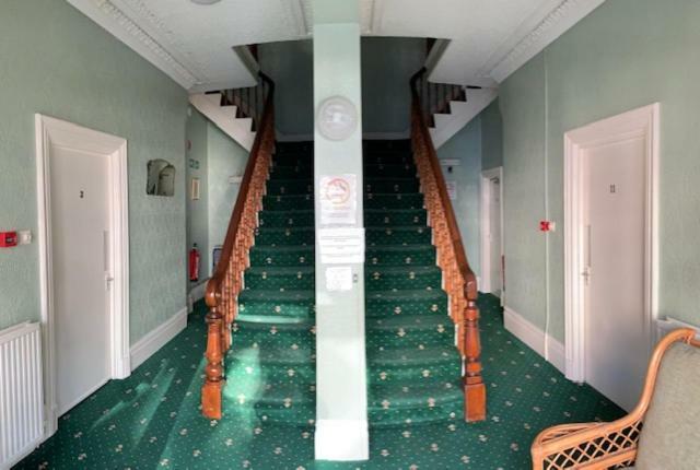 Beeton Villas Holiday Apartments Blackpool Exteriör bild
